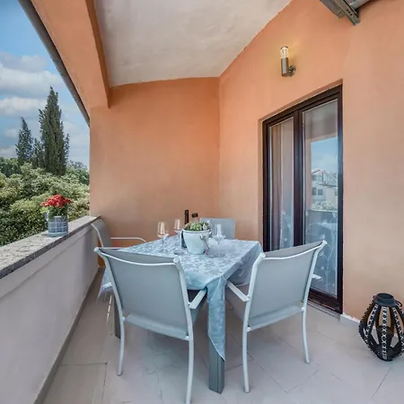 Daire Charming House On The And Deluxe *