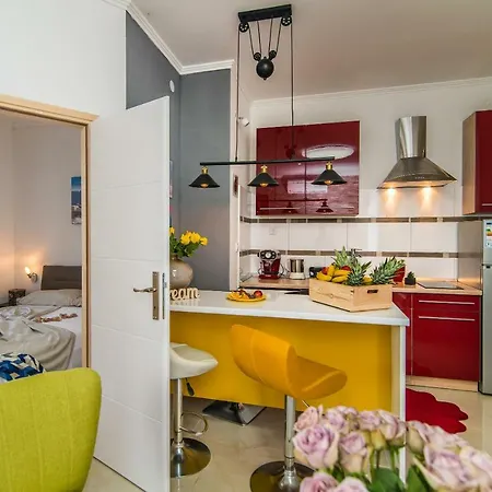 Charming House On The And Deluxe