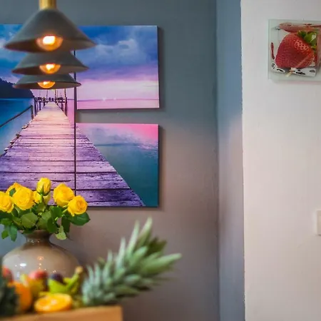 Charming House On The And Deluxe * Pula