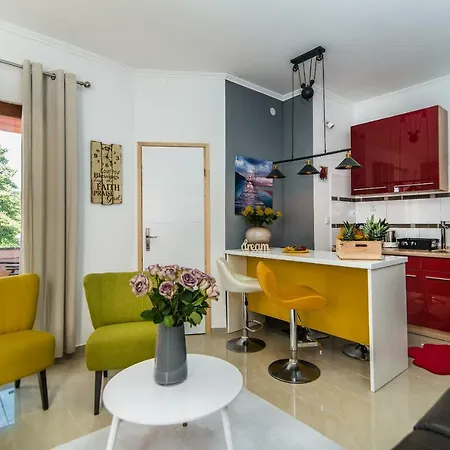 Apartment Charming House On The And Deluxe *