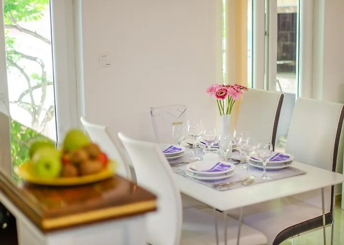 Charming House On The And Deluxe * Pula