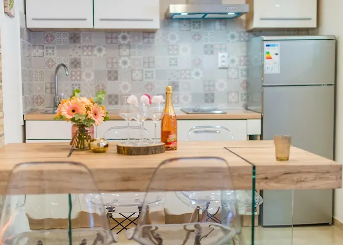 Charming House On The And Deluxe