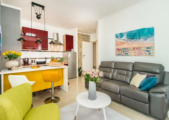 Charming House On The And Deluxe Pula