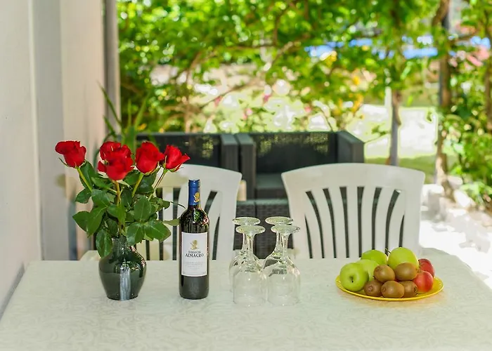 Charming House On The And Deluxe Pula