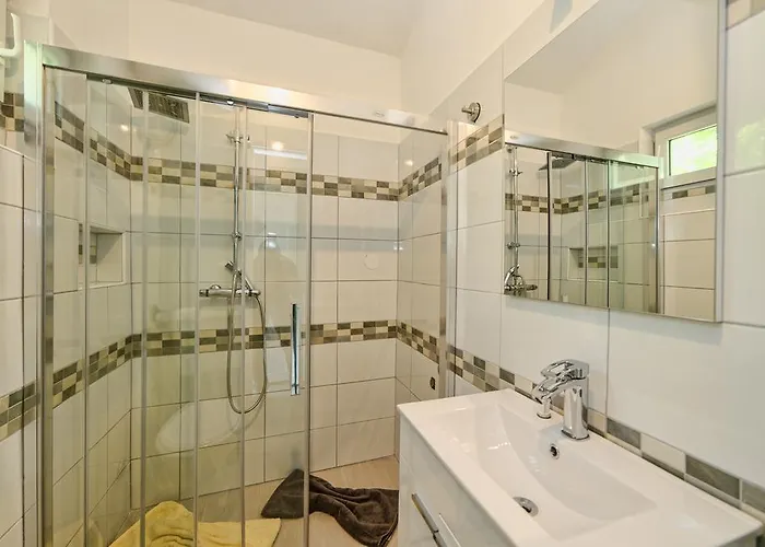 Charming House On The And Deluxe *